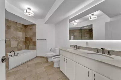 6365 Collins #3901, Miami Beach, FL 33141 - Photo 22