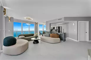 6365 Collins, Miami Beach, FL 33141 - Photo 4