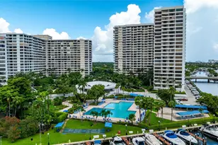 2500 Parkview Dr, Hallandale Beach, FL 33009 - Photo 8