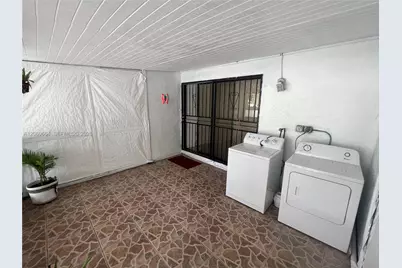 1901 NW S River Dr #35C, Miami, FL 33125 - Photo 10