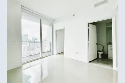 244 Biscayne Blvd #4307, Miami, FL 33132 - Photo 8