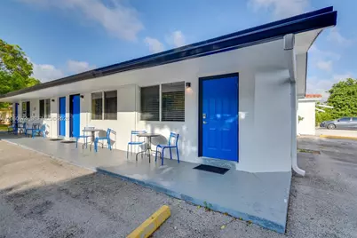 412 NE 4th Ave, Hallandale Beach, FL 33009 - Photo 36