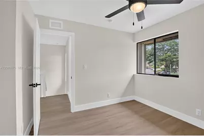 9575 NW 38th Pl, Sunrise, FL 33351 - Photo 28