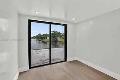 9575 NW 38th Pl, Sunrise, FL 33351 - Photo 14