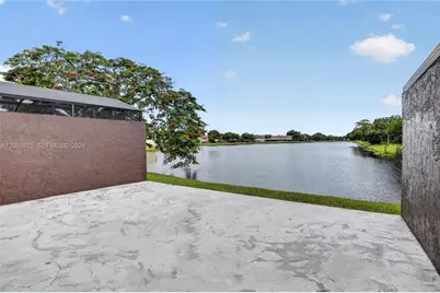 9575 NW 38th Pl, Sunrise, FL 33351 - Photo 4