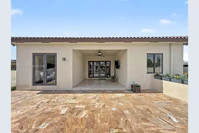 5889 SW 17th St, Miami, FL 33155 - Photo 36