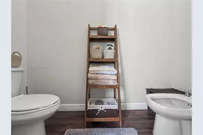 5889 SW 17th St, Miami, FL 33155 - Photo 24