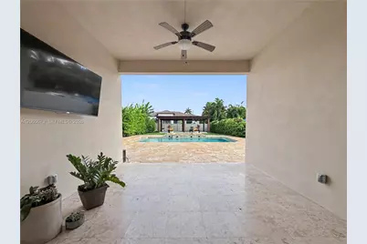5889 SW 17th St, Miami, FL 33155 - Photo 34