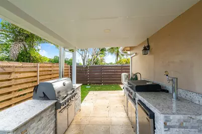 11311 NW 23rd St, Pembroke Pines, FL 33026 - Photo 22