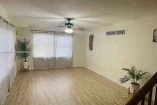 49 Essex Ct, Royal Palm Beach, FL 33411 - Photo 4