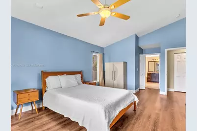 1208 NW 144th Ter, Pembroke Pines, FL 33028 - Photo 26
