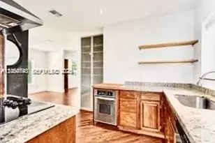 400 NE 86th St, El Portal, FL 33138 - Photo 6