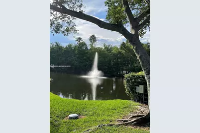 721 N Pine Island Rd #104, Plantation, FL 33324 - Photo 22