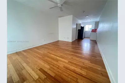 7315 Byron Ave #12, Miami Beach, FL 33141 - Photo 6