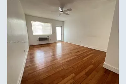 7315 Byron Ave #12, Miami Beach, FL 33141 - Photo 8