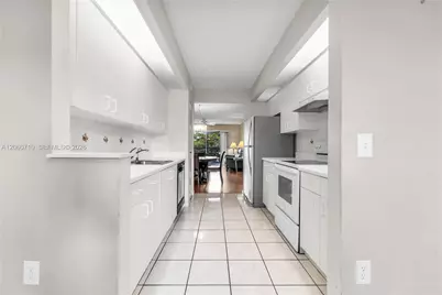 750 SW 138th Ave #304F, Pembroke Pines, FL 33027 - Photo 8