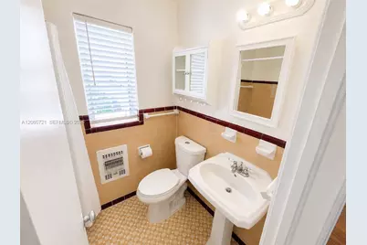 7407 Byron Ave #3, Miami Beach, FL 33141 - Photo 20