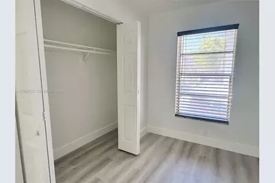 6095 W 18th Ave #S219, Hialeah, FL 33012 - Photo 12