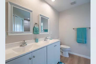 8265 97th Ave, Vero Beach, FL 32967 - Photo 12