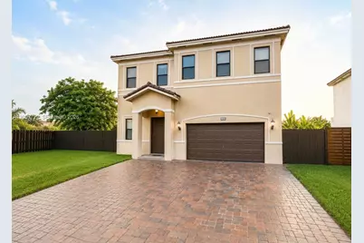 27280 SW 136 Path, Homestead, FL 33032 - Photo 2