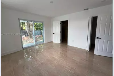 1239 SW 22nd Ave #1241, Miami, FL 33135 - Photo 8