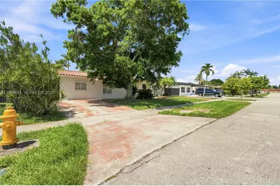 11831 SW 31st St, Miami, FL 33175 - Photo 2