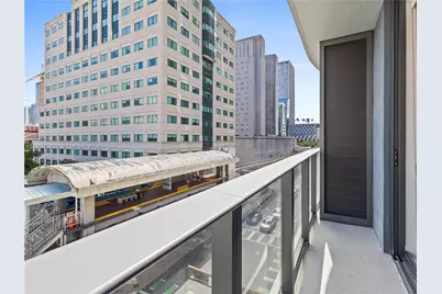 121 NE 5th St #504, Miami, FL 33132 - Photo 46