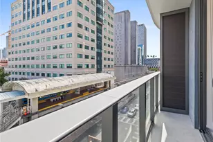 121 NE 5th St, Miami, FL 33132 - Photo 46