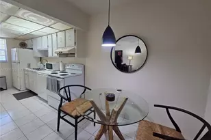 415 NE 2nd St, Hallandale Beach, FL 33009 - Photo 12