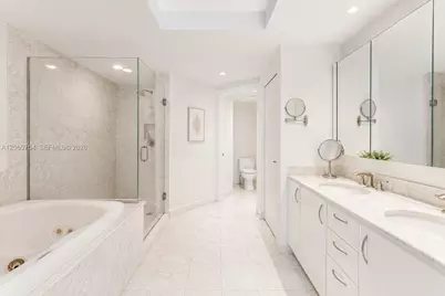 1331 Brickell Bay Dr #2805, Miami, FL 33131 - Photo 10