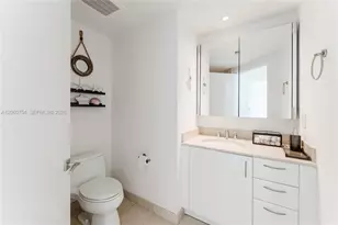 1331 Brickell Bay Dr, Miami, FL 33131 - Photo 16