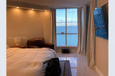 6767 Collins Ave #1701, Miami Beach, FL 33141 - Photo 12