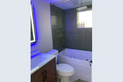 6767 Collins Ave #1701, Miami Beach, FL 33141 - Photo 10