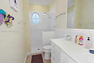 9030 Castle Harbour Cir, Vero Beach, FL 32963 - Photo 42
