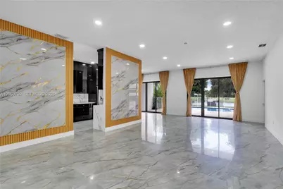 758 Lake Wellington Dr, Wellington, FL 33414 - Photo 8