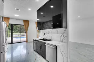 758 Lake Wellington Dr, Wellington, FL 33414 - Photo 16