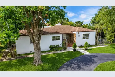 2619 Arthur St #1, Hollywood, FL 33020 - Photo 1