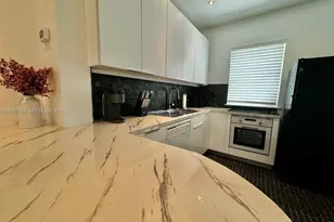 736 13th St, Miami Beach, FL 33139 - Photo 4