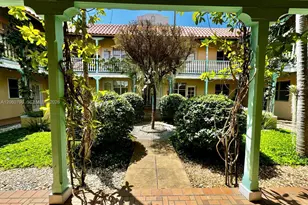 736 13th St, Miami Beach, FL 33139 - Photo 24