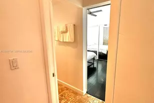 736 13th St, Miami Beach, FL 33139 - Photo 8