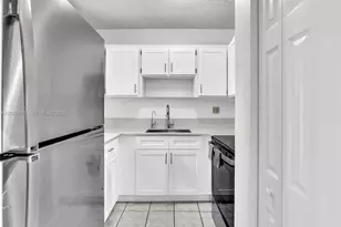 13500 NE 3rd Ct, North Miami, FL 33161 - Photo 12