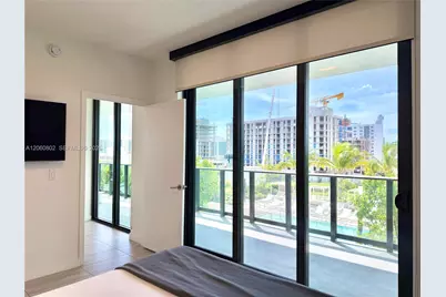 580 72nd St #602, Miami Beach, FL 33141 - Photo 4