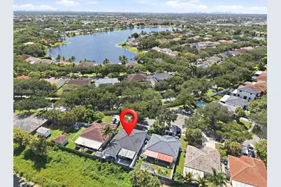 9011 NW 193rd Ter, Hialeah, FL 33018 - Photo 36