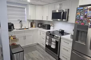 220 NW 87th Ave, Miami, FL 33172 - Photo 2