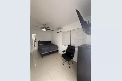 2400 Casablanca Dr #A, Miramar, FL 33023 - Photo 4