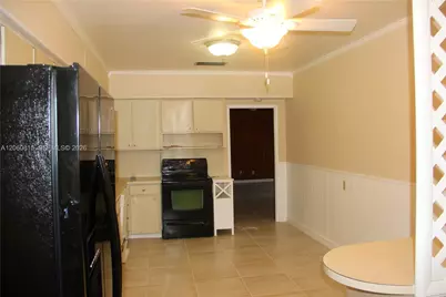 70 Hammond Dr, Miami Springs, FL 33166 - Photo 12
