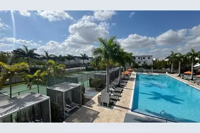 10270 NW 66th St #101, Doral, FL 33178 - Photo 8