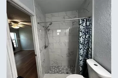 2403 NW 108th Ter, Sunrise, FL 33322 - Photo 26