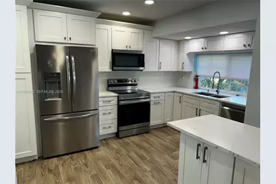 2403 NW 108th Ter, Sunrise, FL 33322 - Photo 8
