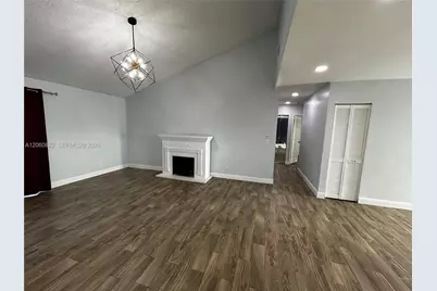 2403 NW 108th Ter, Sunrise, FL 33322 - Photo 12